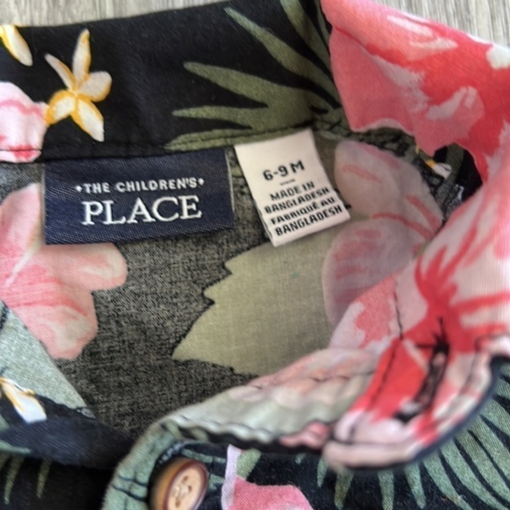The Children’s Place Floral Onesie Size 6-9M - Picture 2 of 5